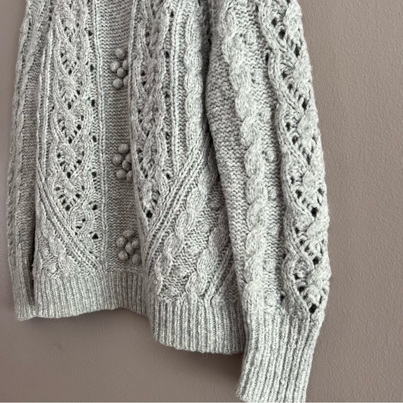 J.Crew Wool Alpaca Blend Cable Knit Pointelle Popcorn Flower Sweater Gray XSmall - Picture 4 of 13
